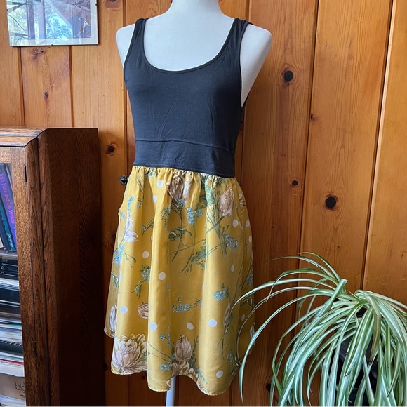 Anthropologie Dresses & Skirts - Anthropologie Sun Dress